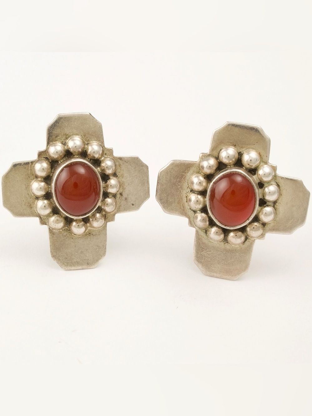 Vintage Taxco Carnelian Sterling Silver Cross Clip On Earrings - Picture 5 of 8
